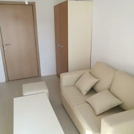 Rainbow 3 Apartment Nessebar